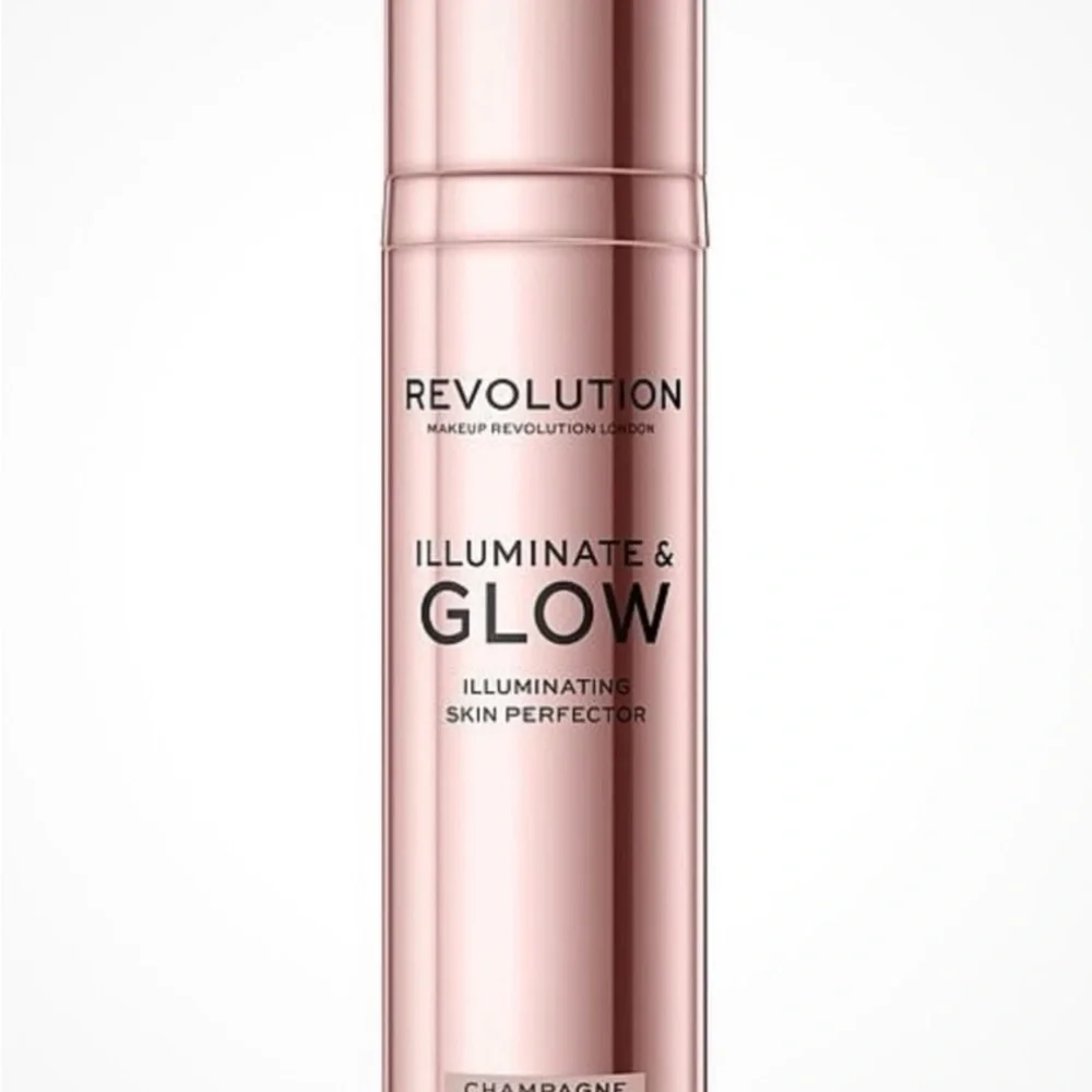 Revolution Illuminate Glow Skin Perfecting in Bronze